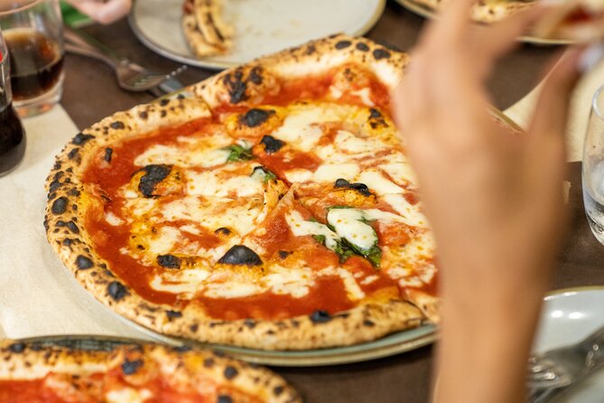 Naples Pizza & Drinks Tour: A Slice of Naples with Eating Europe - Key takeaways before you go
