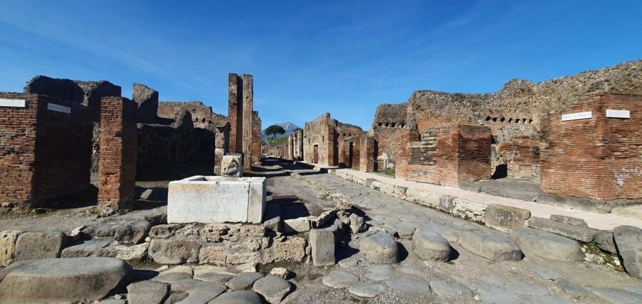 Naples: Pompeii & Mt. Vesuvius Day Trip with Tickets & Lunch - Physical Reality Check: Uneven Ground, Weather, and What to Wear