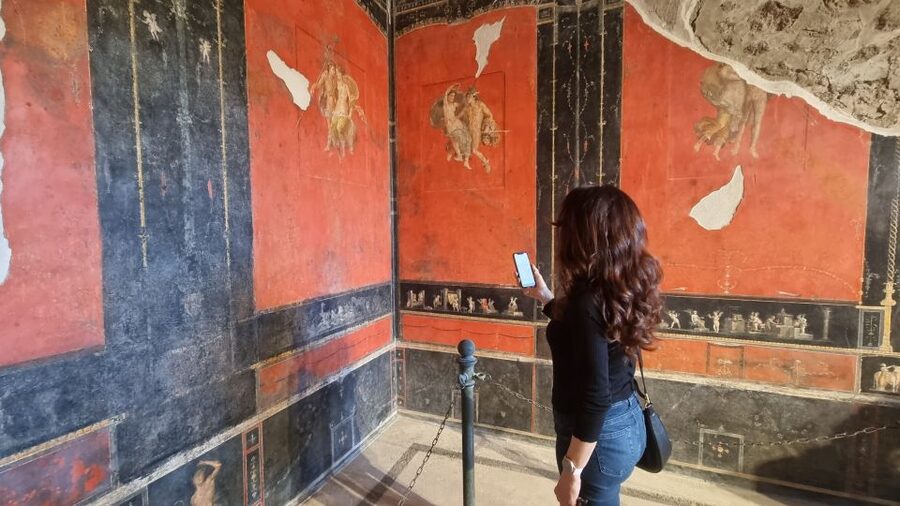 Naples: Pompeii Self Guided Audio Tour - What you get from ITGUIDES on your phone