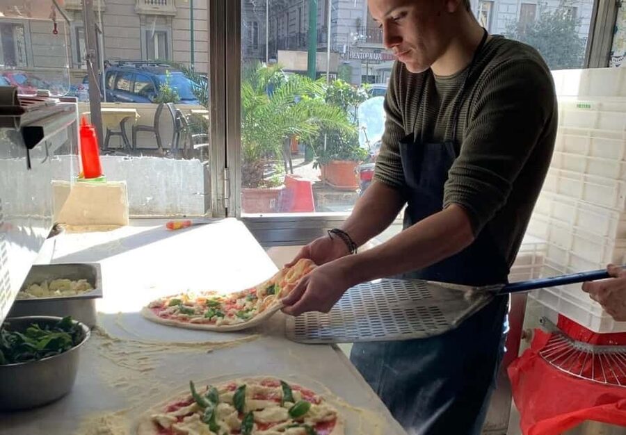 Naples: Premium Pizza-Making Class at a Pizzeria - Key takeaways before you book