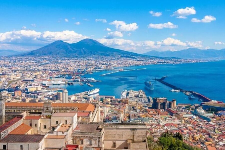 Naples: Private custom tour with a local guide - Why a private guide makes Naples click fast