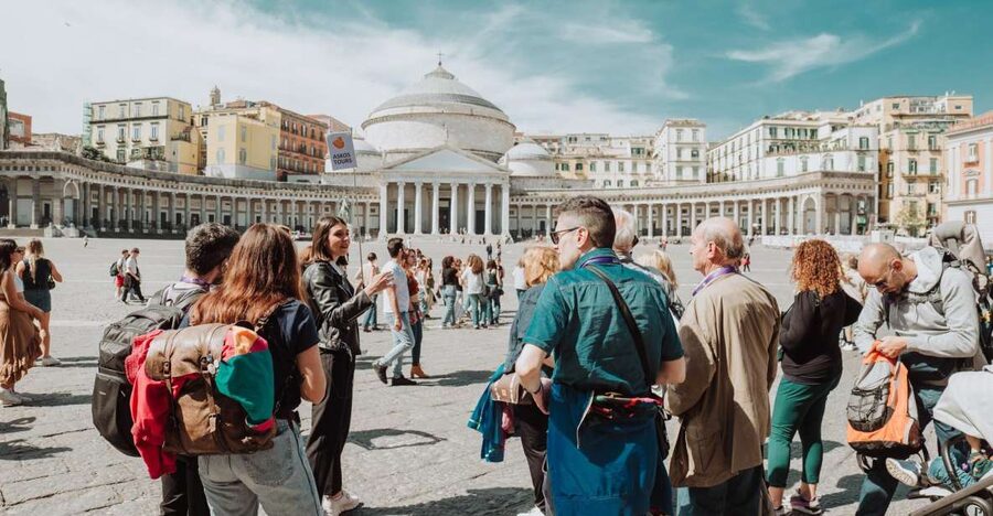 Naples: Royal Palace and Monumental Area Small Group Tour - Why this Royal Palace tour works in Naples’ monumental zone