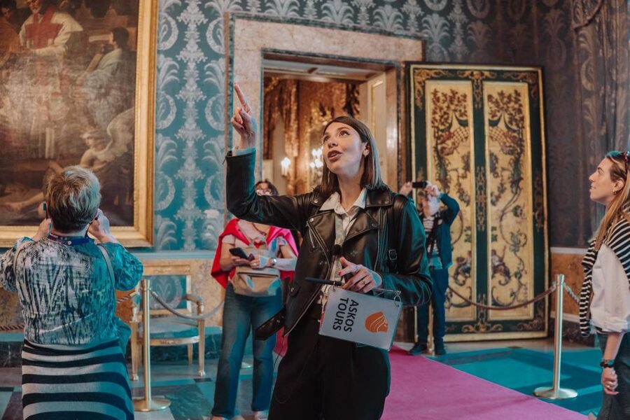 Naples: Royal Palace and Monumental Area Small Group Tour - Teatro San Carlo: why opera house history matters