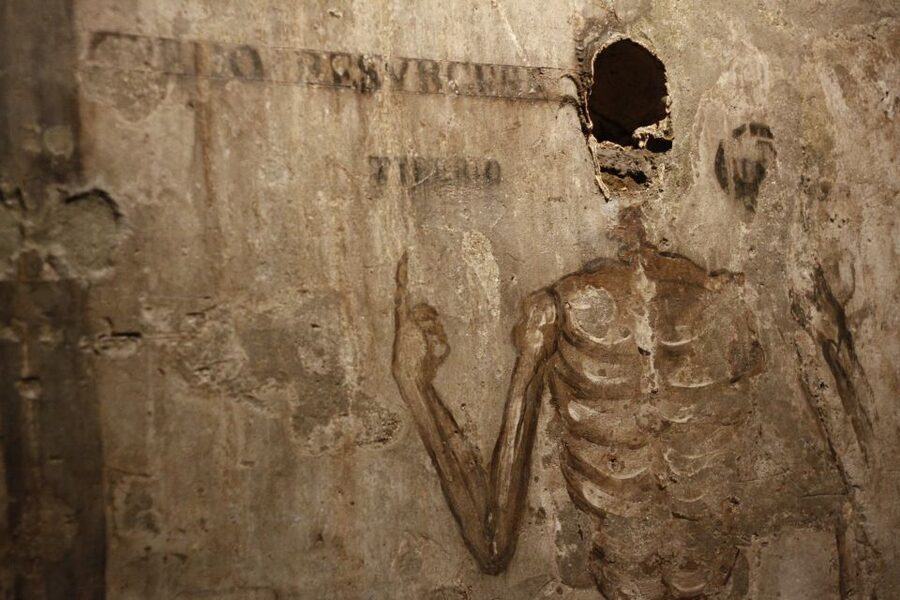 Naples: San Gaudioso Catacombs Guided Tour - San Gaudioso Catacombs Under Naples Streets: What You Actually See