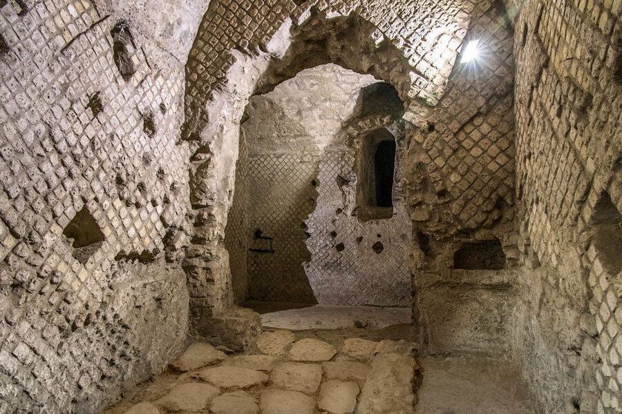 Naples: San Lorenzo Maggiore and Neapolis Sotterrata Ticket - Audio guide and optional guided tour, how to choose