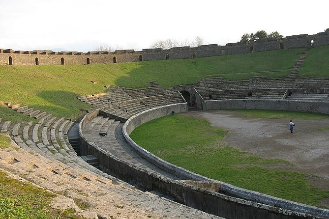 Naples Shore Excursion: Pompeii Half Day Trip from Naples - Headsets, Crowds, and Heat: How to Make It Enjoyable