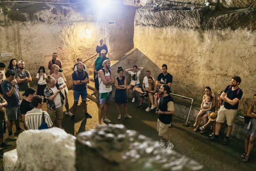 Naples: Spanish Quarters Underground Guided Tour - Guides Make It: Alex, Eduardo, Giulia, Grazia, and Alessandro