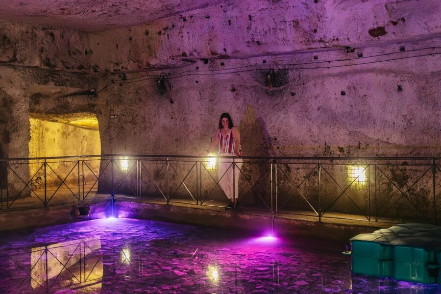 Naples: The Bourbon Tunnel Guided Tour with Entrance Ticket - Your guide matters: English or Italian, and real Q&A time