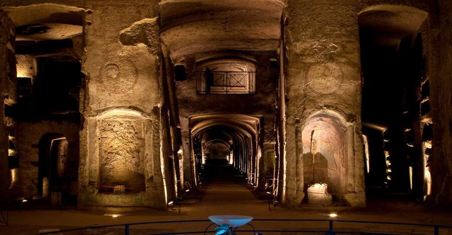 Naples: The Holy Mile 3-Hour Guided Tour - Catacombe di San Gennaro: the underground start (about 50 minutes)