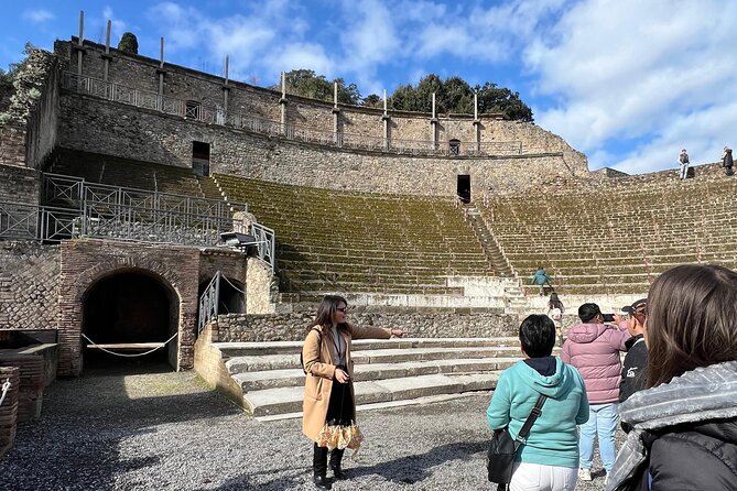 Naples: Tour of Mt Vesuvius and Pompeii w/ Lunch & Wine tasting - Pompeii First: How This Tour Fits the Site Into One Morning