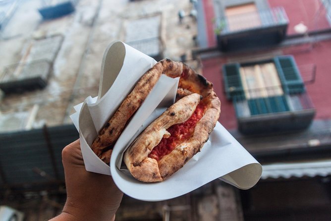 Naples' Ultimate Street Food Tour - Small Group by Do Eat Better - Stop 5 on Via Toledo for tarallo, the crunchy kickoff snack