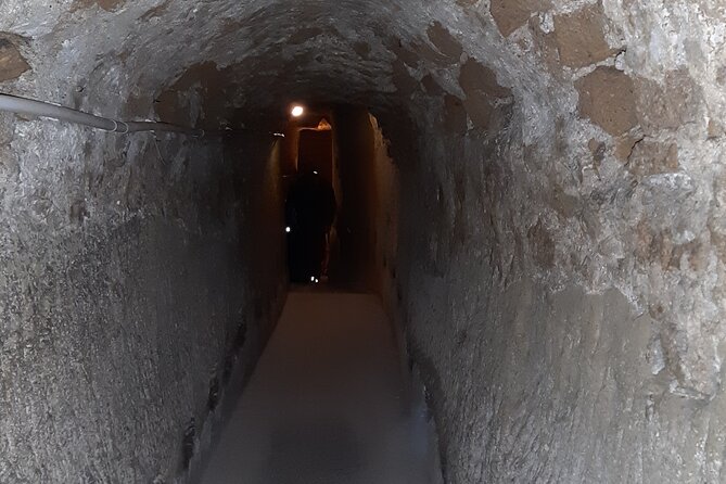 Naples Underground Official Skip-the-line Ticket - English tour times and hearing tips for groups with echoes