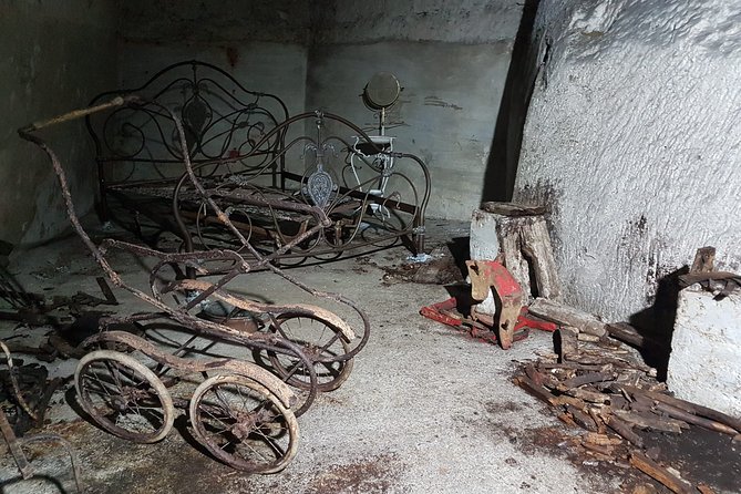 Naples Underground Spanish Quarters with Guide - The aqueduct route: how water shaped daily life