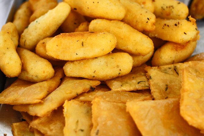 Night Street Food Tour of Palermo with a Local -For real foodies! - La Vucciria: Where Street Bites and Beer Take Over