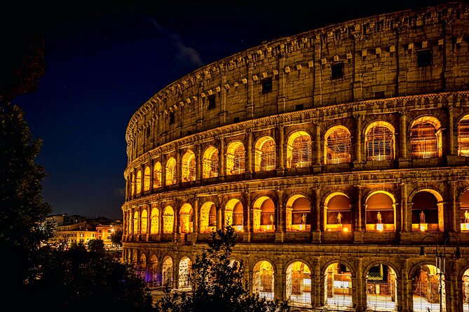 Night Tour of Rome with Local Pizza Dinner and Gelato Experience - Colosseum and Foro Romano: outside views that still deliver