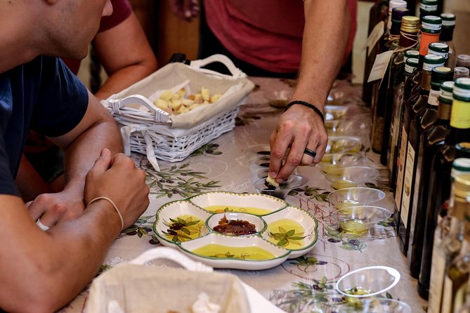 Olive oil tasting in Sorrento - Who will love this most in Sorrento
