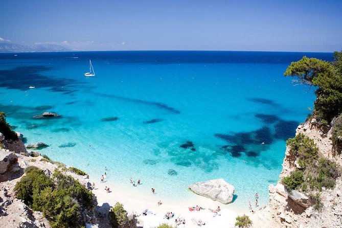 One day guided boat tour along the Baunei coast. - Cala Goloritzè: a quick stop for the signature views