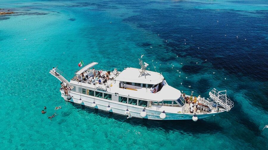 Palau: La Maddalena Archipelago and Caprera Island Boat Tour - Price and value for a 6 to 7 hour archipelago loop