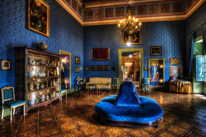 Palazzo Conte Federico - A family palazzo still lived in by the Conte Federico line