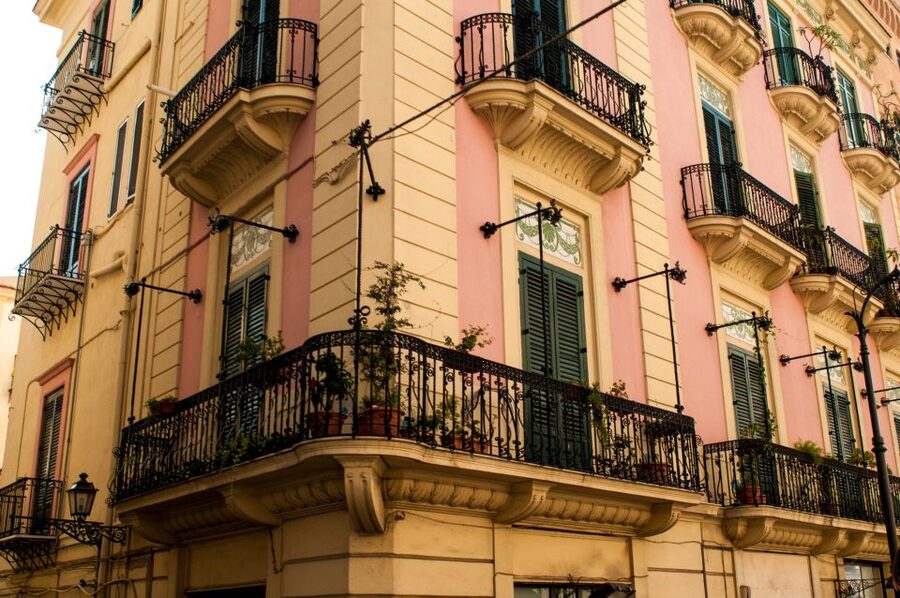 Palermo: Hop-on Hop-off Bus Tour 24-hour Ticket - Route 2, English Garden, Villa Malfitano, and Zisa Castle