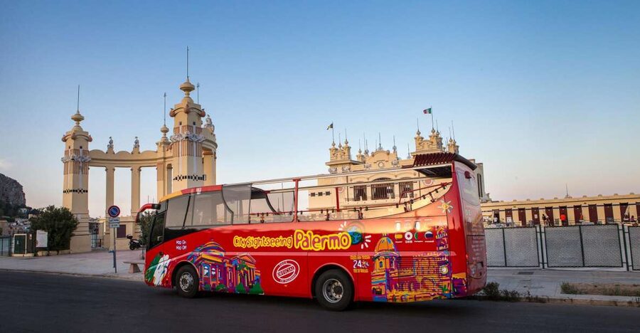 Palermo: Hop-on Hop-off Bus Tour 24-hour Ticket - Audio commentary and the app, so you do not ride blind