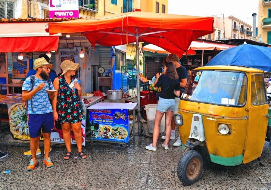Palermo Sicilian Street Food Tour: Small Group with a Local - Vucciria Market (About 30 Minutes): Eat Where People Actually Go