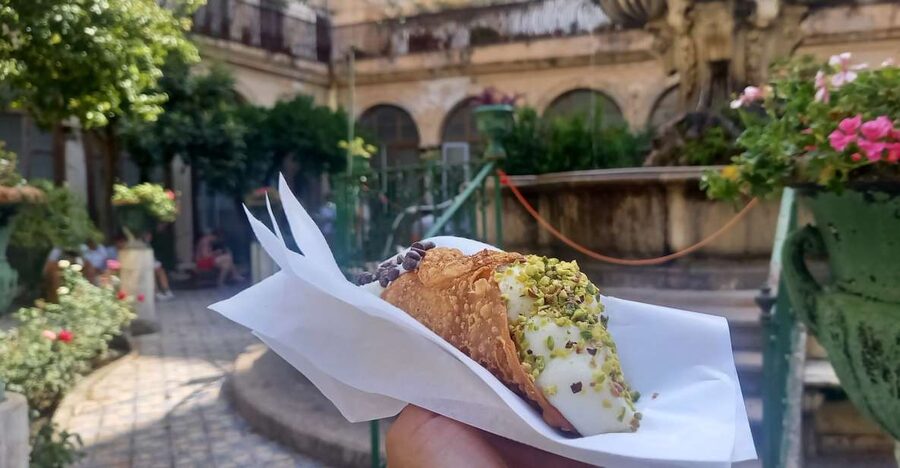 Palermo Sicilian Street Food Tour: Small Group with a Local - Meeting Spot and the Easy-Walk Reality in Downtown Palermo