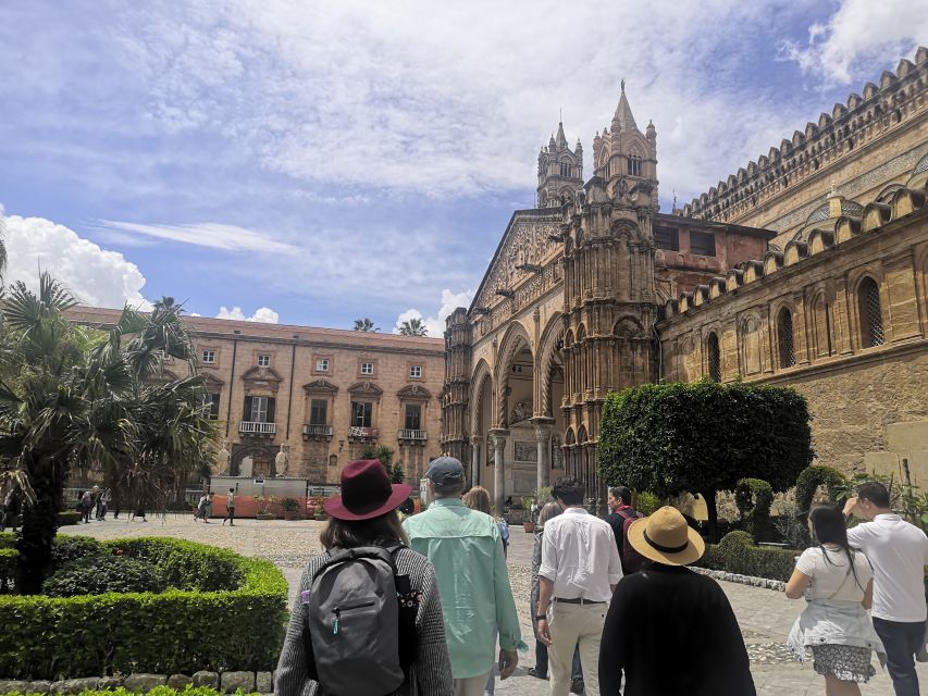 Palermo: Street Food Walking Tour with Local Guide & Tasting - Capo Market Walk-Through: How the Street Food Scene Works