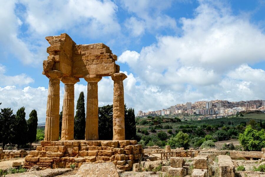 Palermo: Valley of the Temples and Scala dei Turchi Day Trip - Palermo to Agrigento by coach, with practical stops that matter