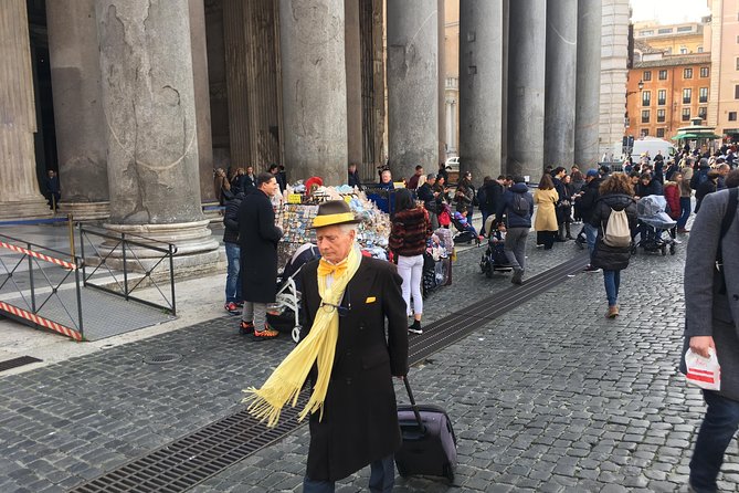 Pantheon Elite Guided Tour - Rome's Iconic Ancient Temple - Headsets, crowds, and how to hear the story clearly