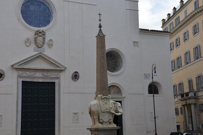 Pantheon Elite Guided Tour - Rome's Iconic Ancient Temple - Dress code and on-the-ground comfort rules