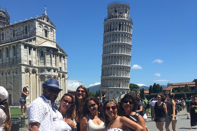 Pisa all inclusive: Baptistery, Cathedral and Leaning Tower guided tour - Baptistero di San Giovanni interior: where the details earn their keep