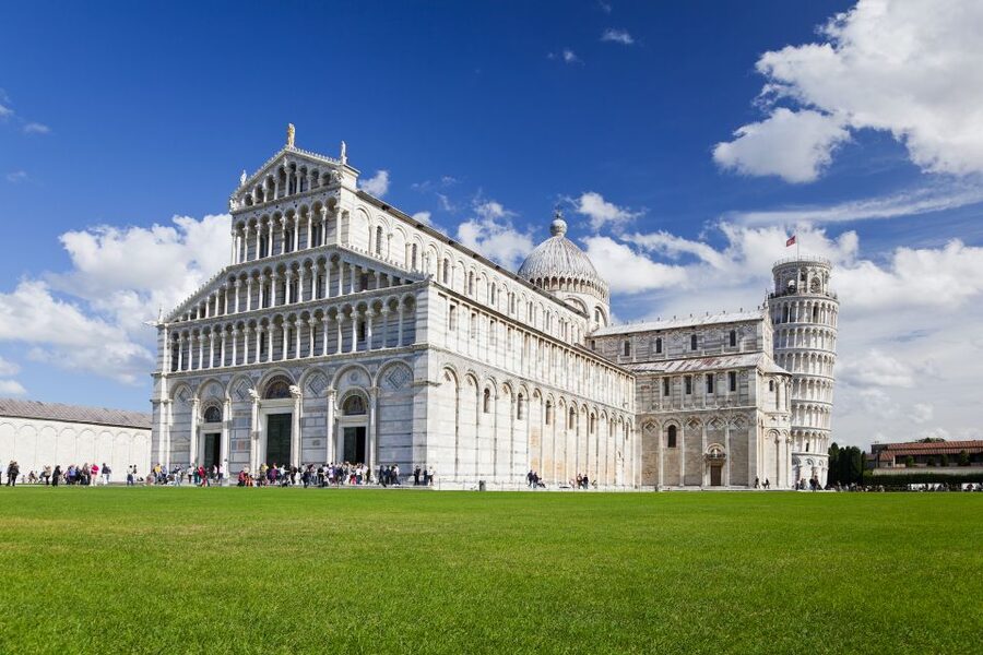 Pisa: Guided Walking Tour with Optional Leaning Tower Ticket - Earphones and Small Groups: How This Works in Crowds