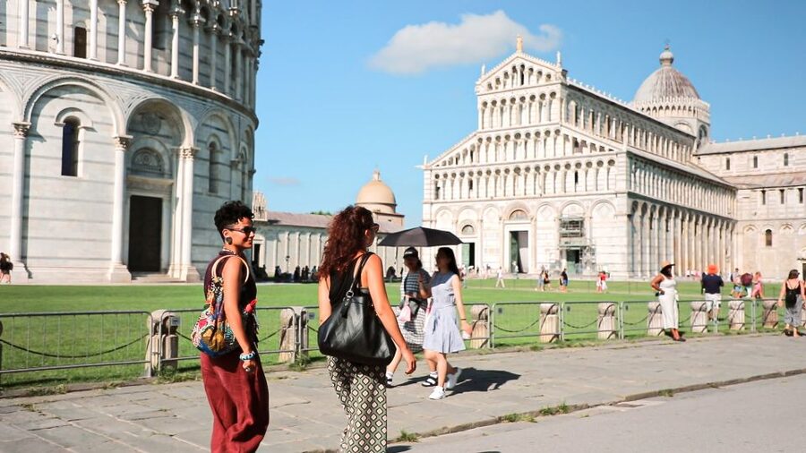 Pisa: Half-Day Afternoon Tour from Florence - Tuscany coach ride: comfy seating, countryside views, and a guided brain
