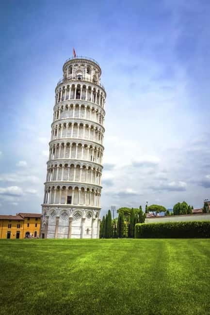 Pisa Leaning Tower & Cathedral Official Ticket - Visiting the Pisa Cathedral: Where the Square Turns Calm