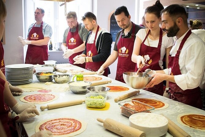 Pizza and Gelato Making Class in the Heart of Rome - The flow of the class, from gelato start to pizza bake