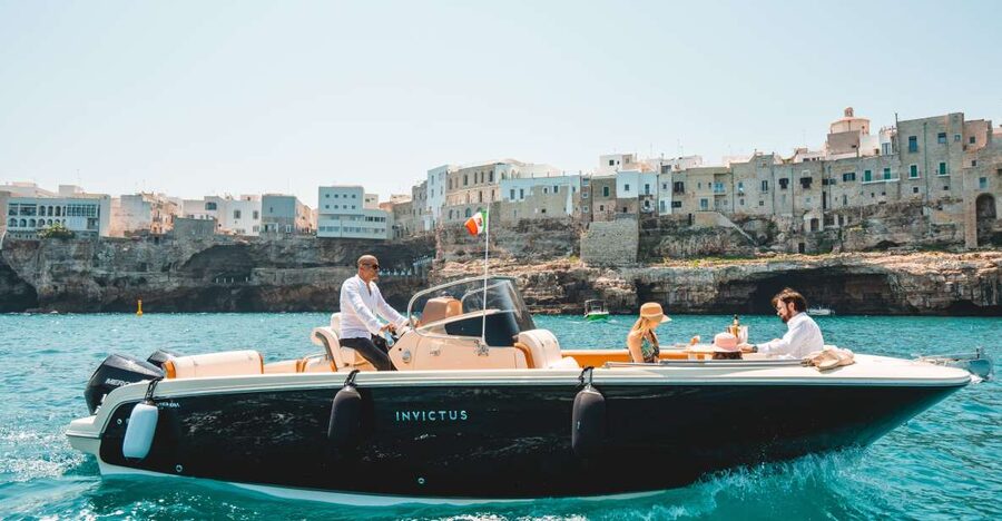 Polignano a Mare: Boat Cruise to Scenic Caves with Prosecco - Stop by stop: a 1.5-hour cave circuit that moves