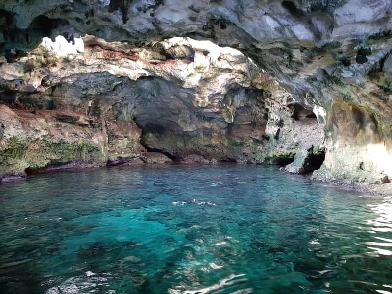Polignano a Mare: Boat Tour with Prosecco and Snacks - Who should book this boat tour in Polignano a Mare