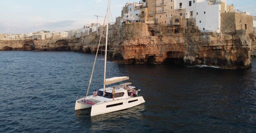 Polignano a Mare: Catamaran Tour with Aperitif & Local Food - Key points to know
