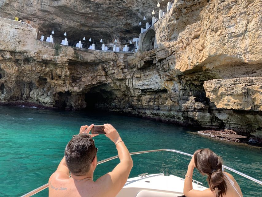 Polignano a Mare: Cave Boat Tour with Aperitif - The 1.5-hour plan, and how it feels on the water
