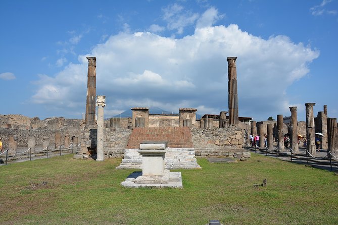 Pompeii: 2 Hour Private Tour with an Archeologist Guide - Private pacing that actually helps kids and mobility needs