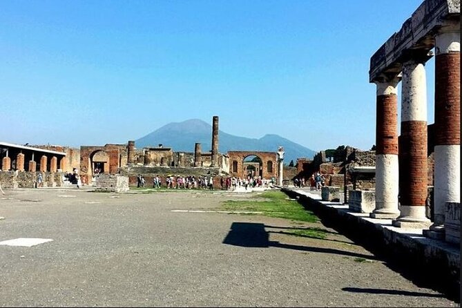 Pompeii 2h Small-Group Tour with Expert Archaeologist - Stop-by-stop: what you actually see in about two hours