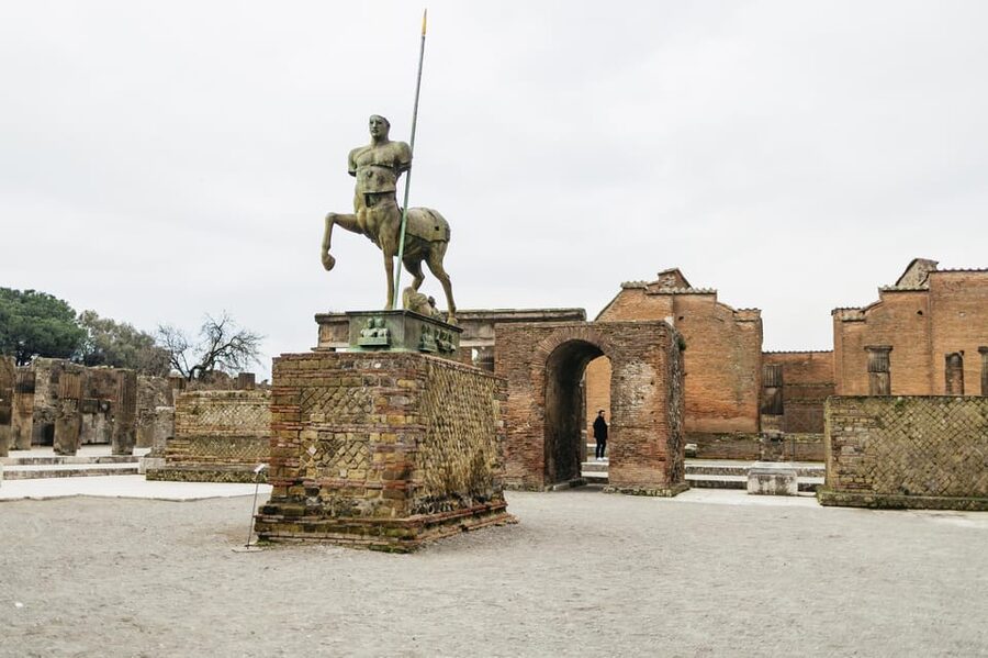 Pompeii: Afternoon to Sunset Guided Tour with Ticket - Neighborhood streets, bakeries, and housing blocks