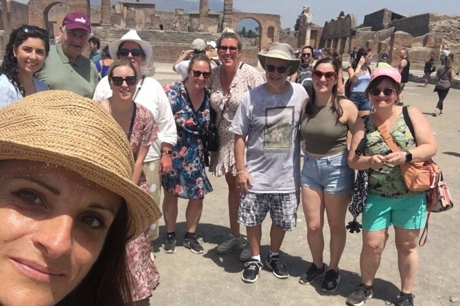 Pompeii and Naples Tour from Rome by Train with Lunch - Pompeii skip-the-line walk with an expert guide