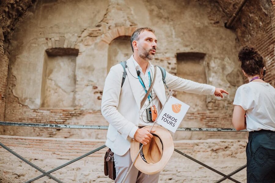 Pompeii: Entry Ticket and Guided Tour with an Archaeologist - House of the Faun: why the most famous house is never just decoration