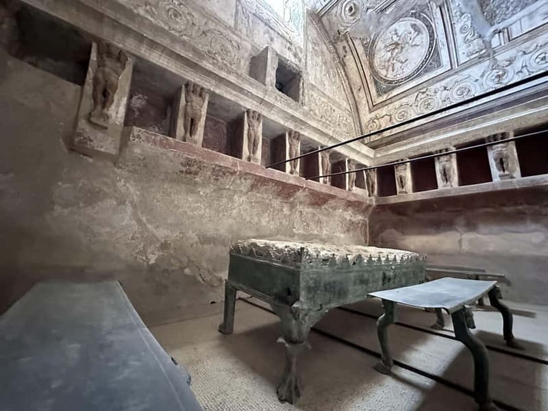 Pompeii: Exclusive Tour with Archaeologist and Entry Tickets - Price and value: what $50 gets you in real terms