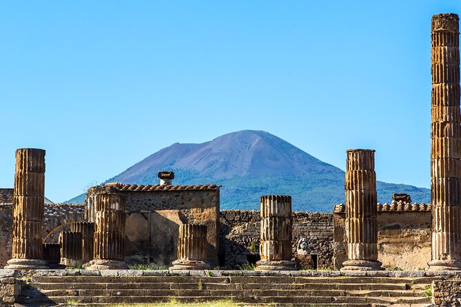 PompeiI Exclusive Tour with your Archaeologist in a Small Group - The “priority line” advantage, and the ticket reality