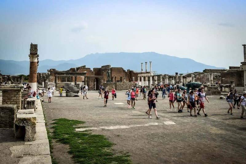 Pompeii: Group Tour with an Archeologist Guide - Porta Marina to the west-side highlights: your guided route