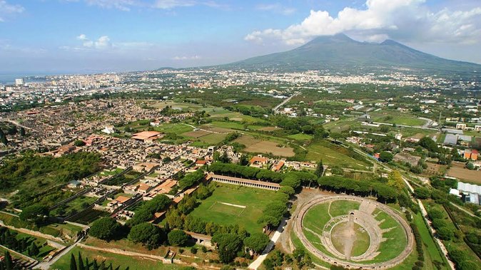 Pompeii Guided Group Tour with Entry Ticket and Archaeologist - Where You Meet (and how not to waste time at Porta Marina)