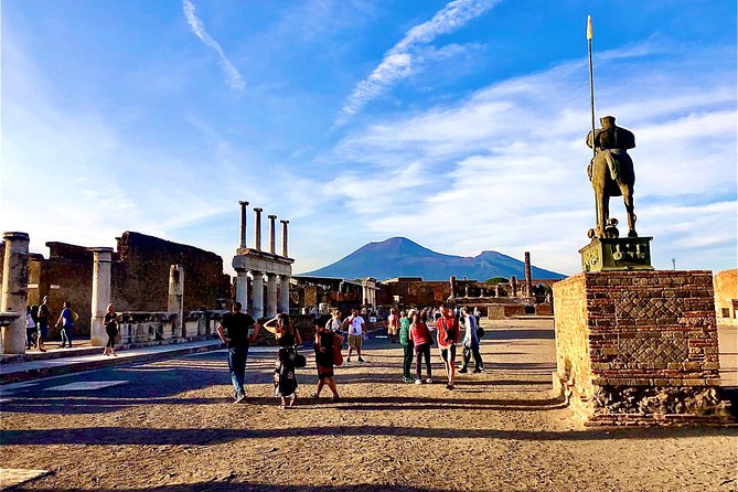 Pompeii Guided Tour from Naples with Skip-the-Line Entry - Who should book this Naples to Pompeii tour, and who might want another plan